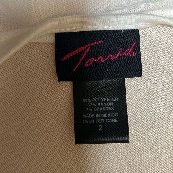 Torrid Dolman Sequined Star Top - Picture 5 of 5